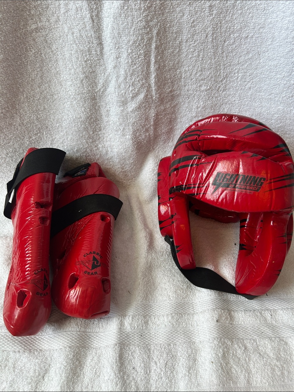 Red Kids Headgear and Shin Guards Set
